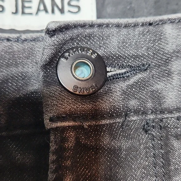 Express Jeans - Picture 10 of 15